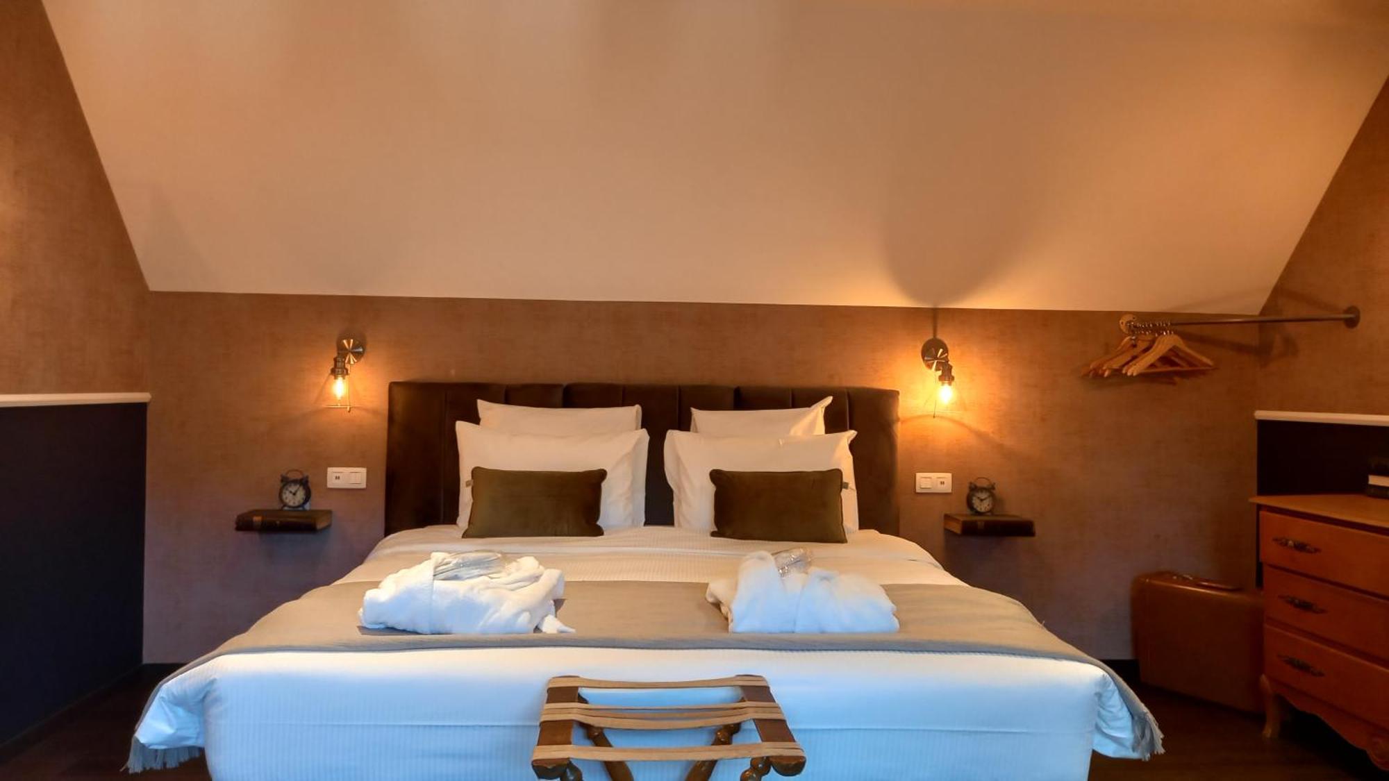 Chambres D'Hotes - Au Clos D'Amande Lasne Room photo